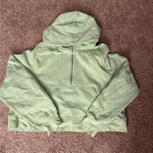 Green lululemon scuba